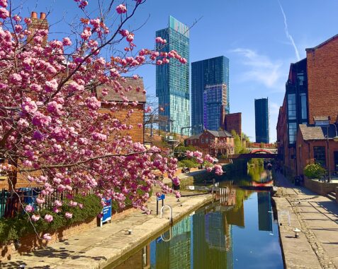 Holiday Apartment in Manchester – Book You Next Hoilday Apartment with us