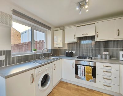 The Metcombe – Bright Townhouse 5 Minutes To Manchester City Centre With Free Parking